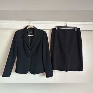 Nine West suit jacket and skirt